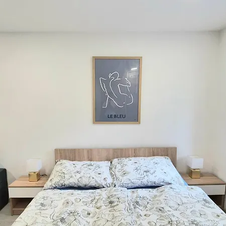 公寓 Le Bleu Apartment, - Old Town