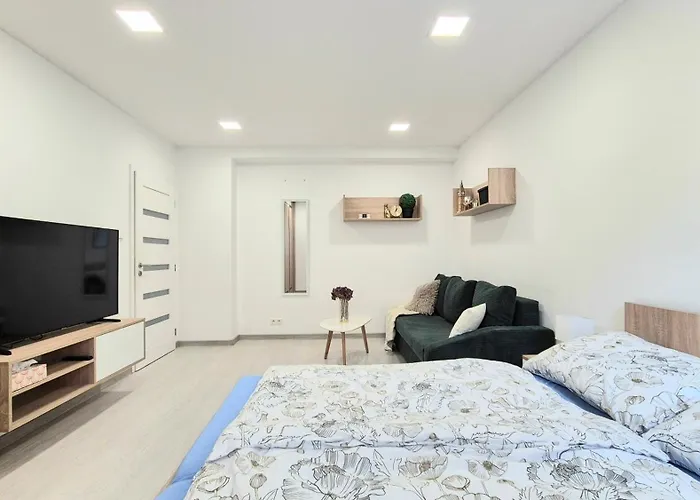 Daire Le Bleu Apartment, - Old Town